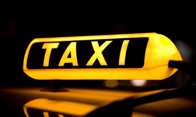 Казахстан: Перевозчиков такси обяжут заключать трудовые договоры с водителями