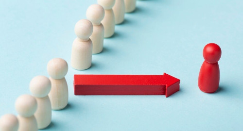 Россия: В условиях дефицита кадров учителя имеют все шансы добиваться выполнения своих требований