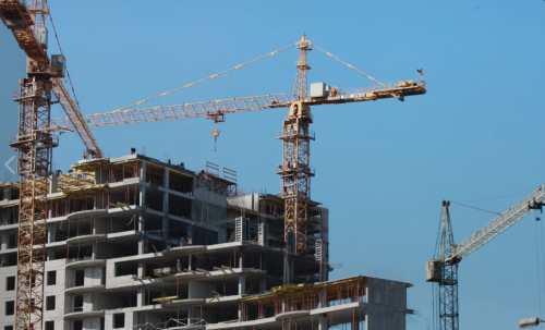 Трое рабочих погибли при обрушении бетоносмесительной башни в Кара-Жыгаче