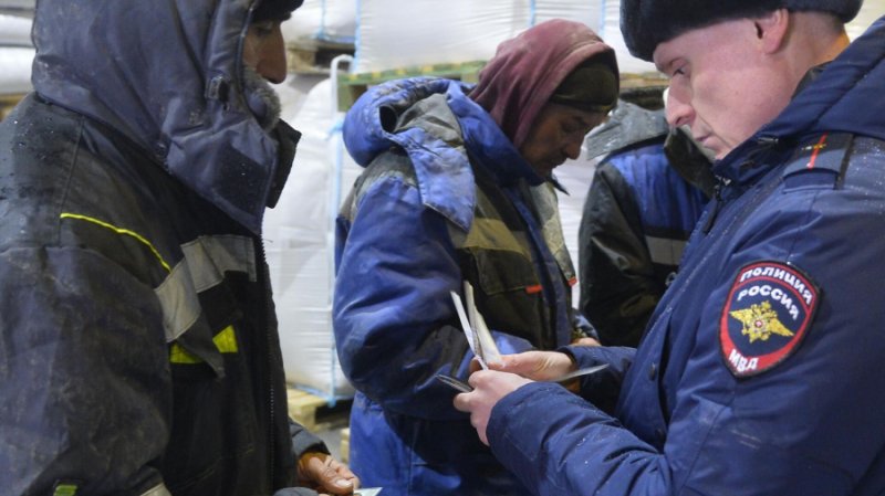 Россия продлила срок легализации мигрантов до 10 сентября